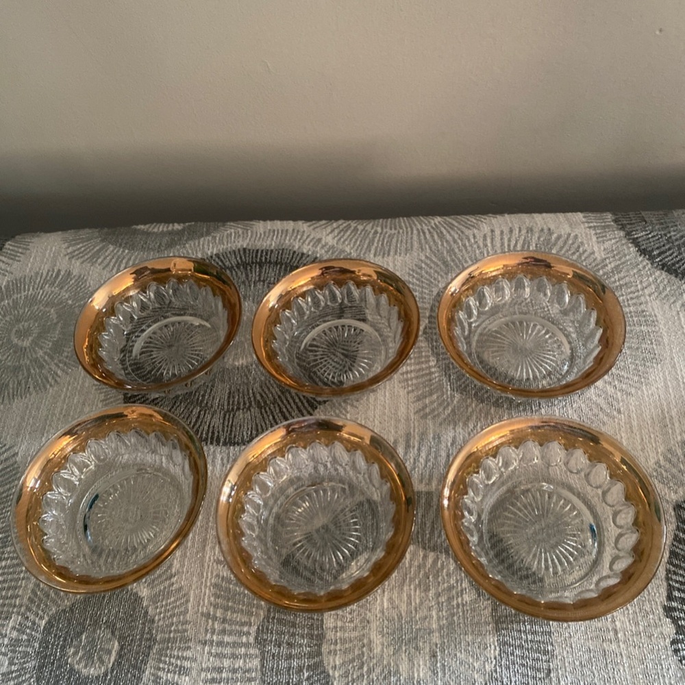 Source Unknown Clear Glass Dessert Bowls with Gold Rim - Set of 6